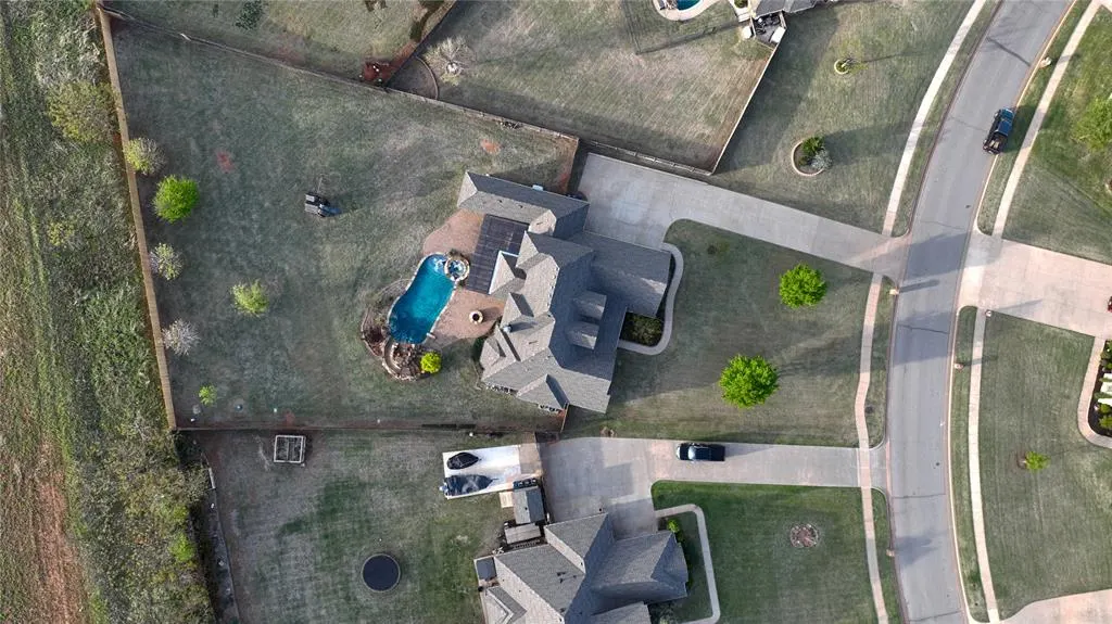 Photo 3 — 15409 Colonia Bella Drive, Edmond, OK 73013