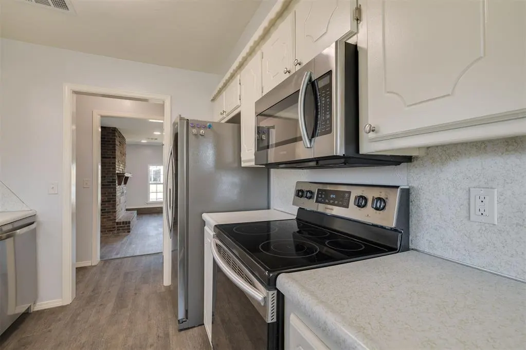 Photo 21 — 700 Century Drive, Moore, OK 73160
