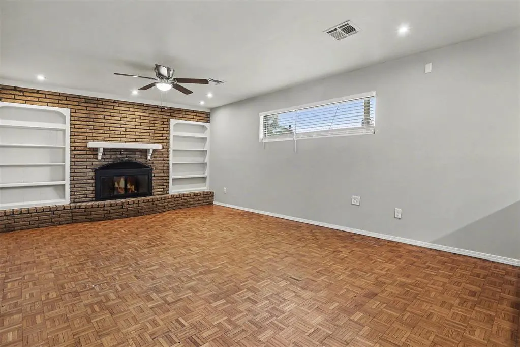Photo 7 — 5004 NW 61st Place, Oklahoma City, OK 73122