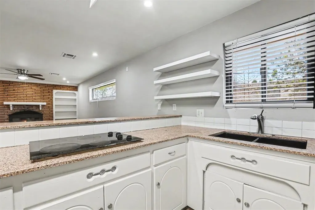 Photo 11 — 5004 NW 61st Place, Oklahoma City, OK 73122