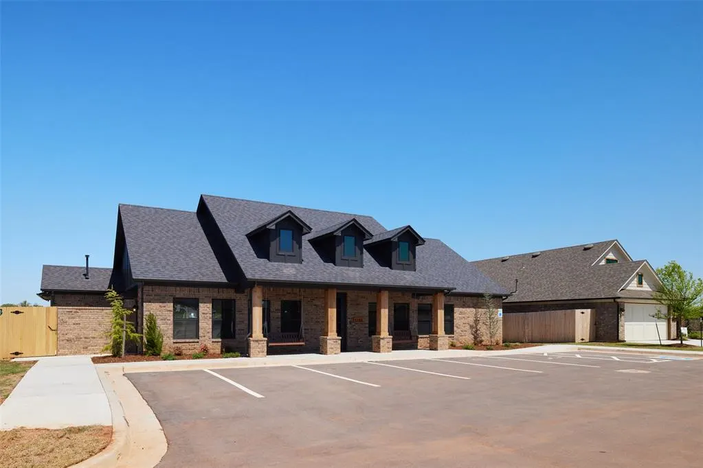 Photo 39 — 3707 Hardy Drive, Norman, OK 73069