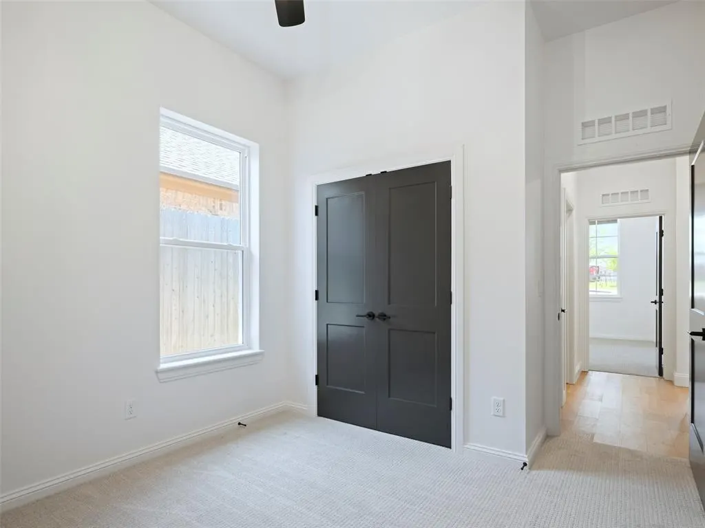 Photo 13 — 3707 Hardy Drive, Norman, OK 73069