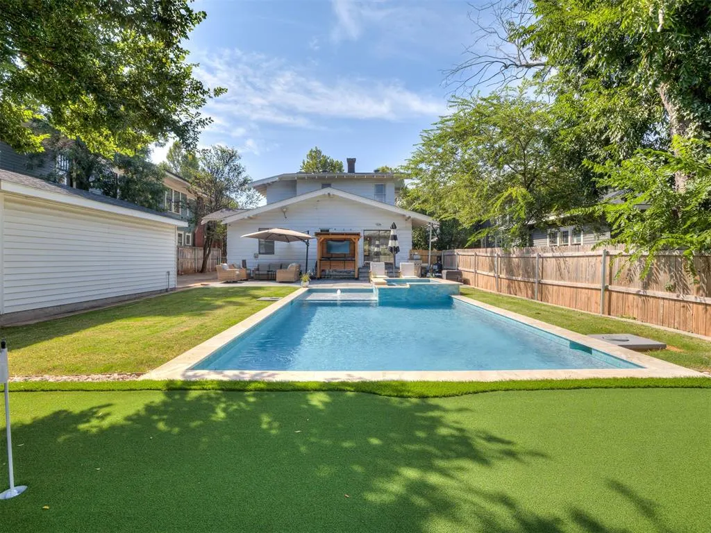 Photo 40 — 423 NW 19th Street, Oklahoma City, OK 73103