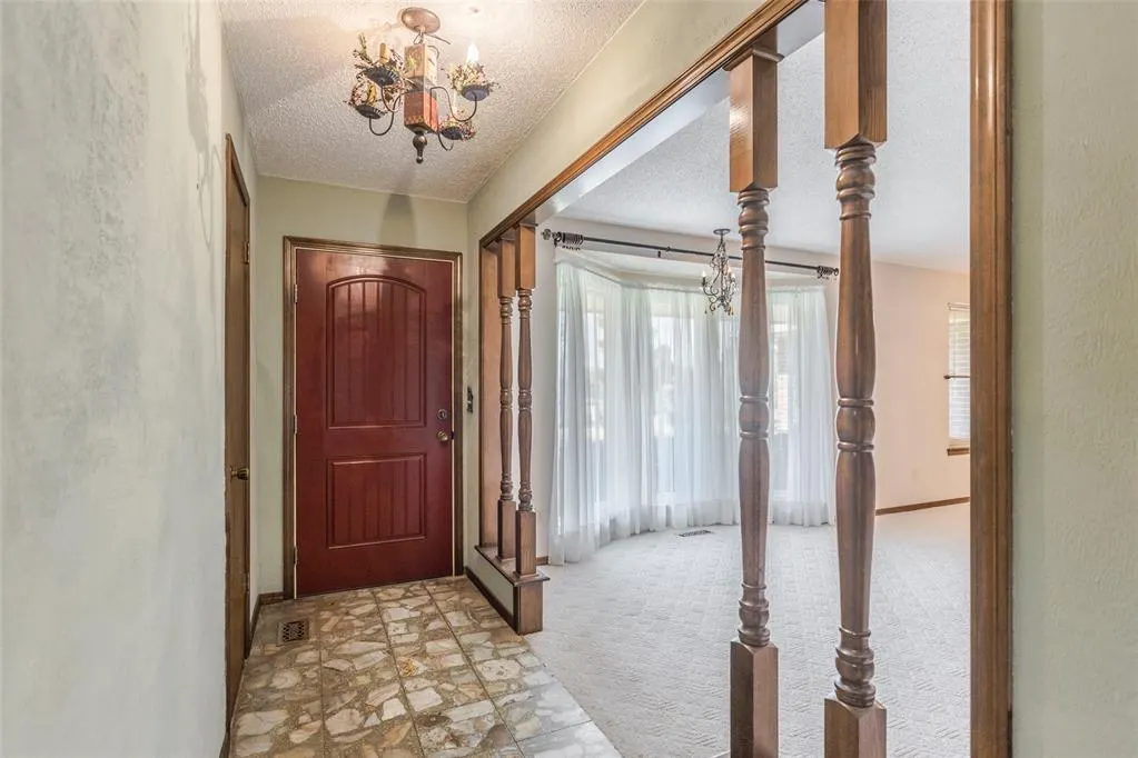 Photo 4 — 2008 Bella Vista Drive, Edmond, OK 73013