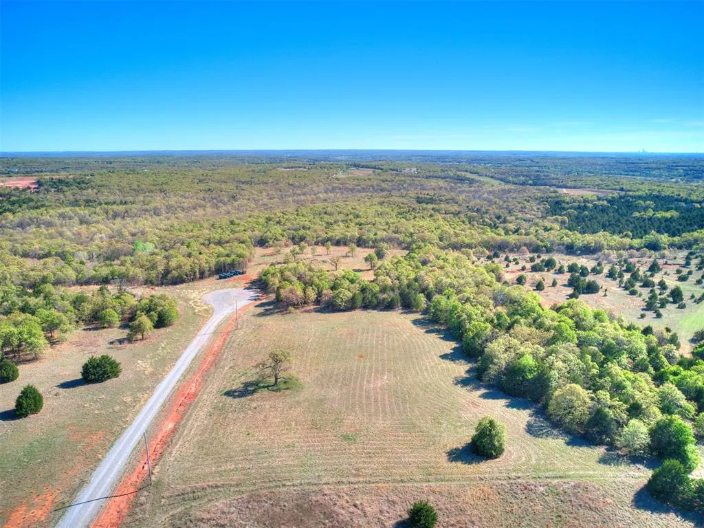 Photo 7 — 9504 Royal Oak Drive, Arcadia, OK 73007