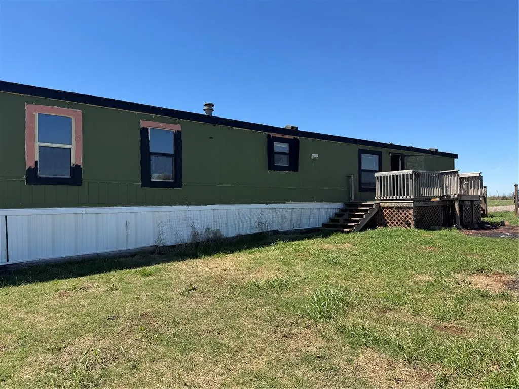 Photo 4 — 20322 Running Horse Road, Tecumseh, OK 74873