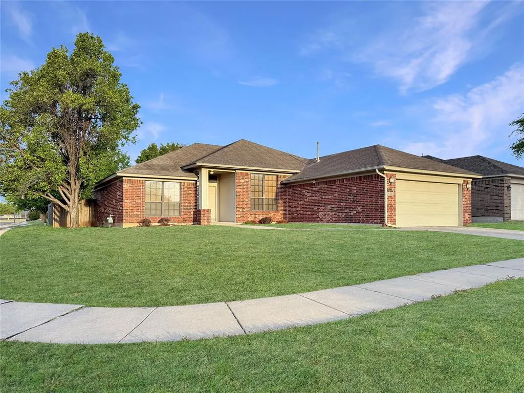 Front exterior — 14021 Harvest Circle, Oklahoma City, OK 73170