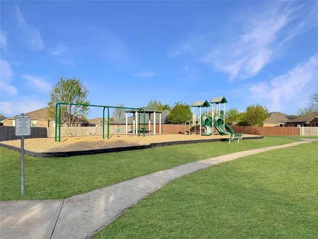 Photo 3 — 14021 Harvest Circle, Oklahoma City, OK 73170