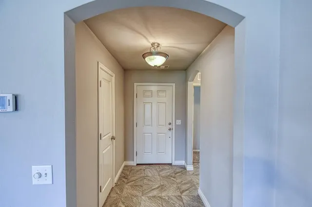 Photo 5 — 19108 Vea Drive, Edmond, OK 73012