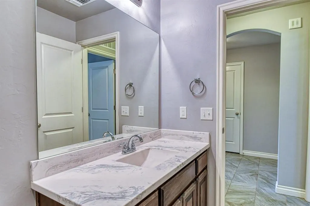 Photo 36 — 19108 Vea Drive, Edmond, OK 73012