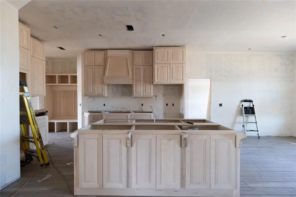 Photo 2 — 11109 NW 90th Street, Yukon, OK 73099