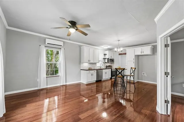 Photo 6 — 515 E Oakland Street, Shawnee, OK 74801
