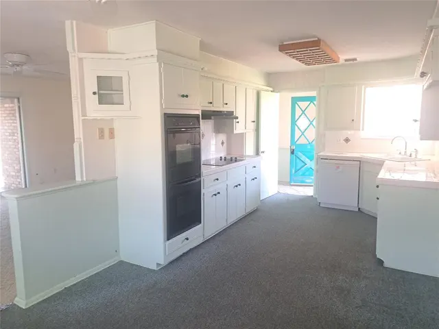Photo 7 — 5824 Harvard Drive, Oklahoma City, OK 73122