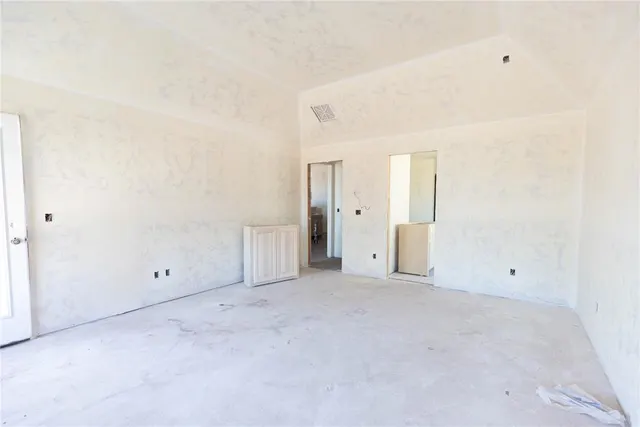 Photo 5 — 11101 NW 90th Street, Yukon, OK 73099
