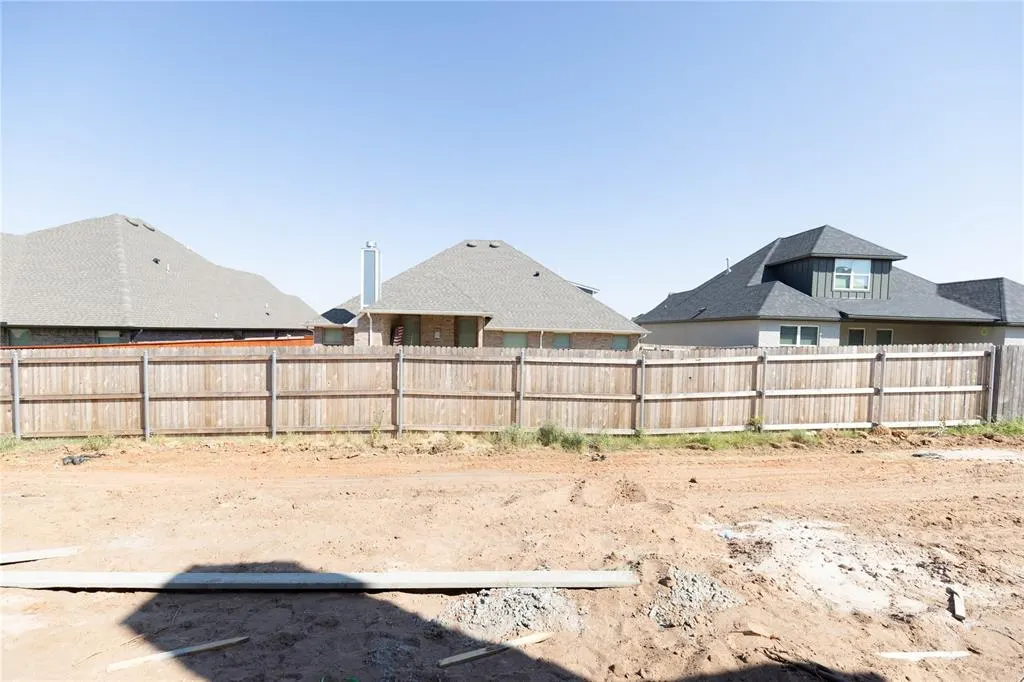 Photo 34 — 11101 NW 90th Street, Yukon, OK 73099