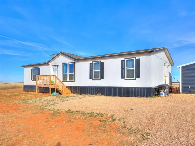 Photo 2 — 29191 N 2980 Road, Cashion, OK 73016