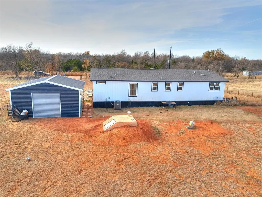 Photo 6 — 29191 N 2980 Road, Cashion, OK 73016