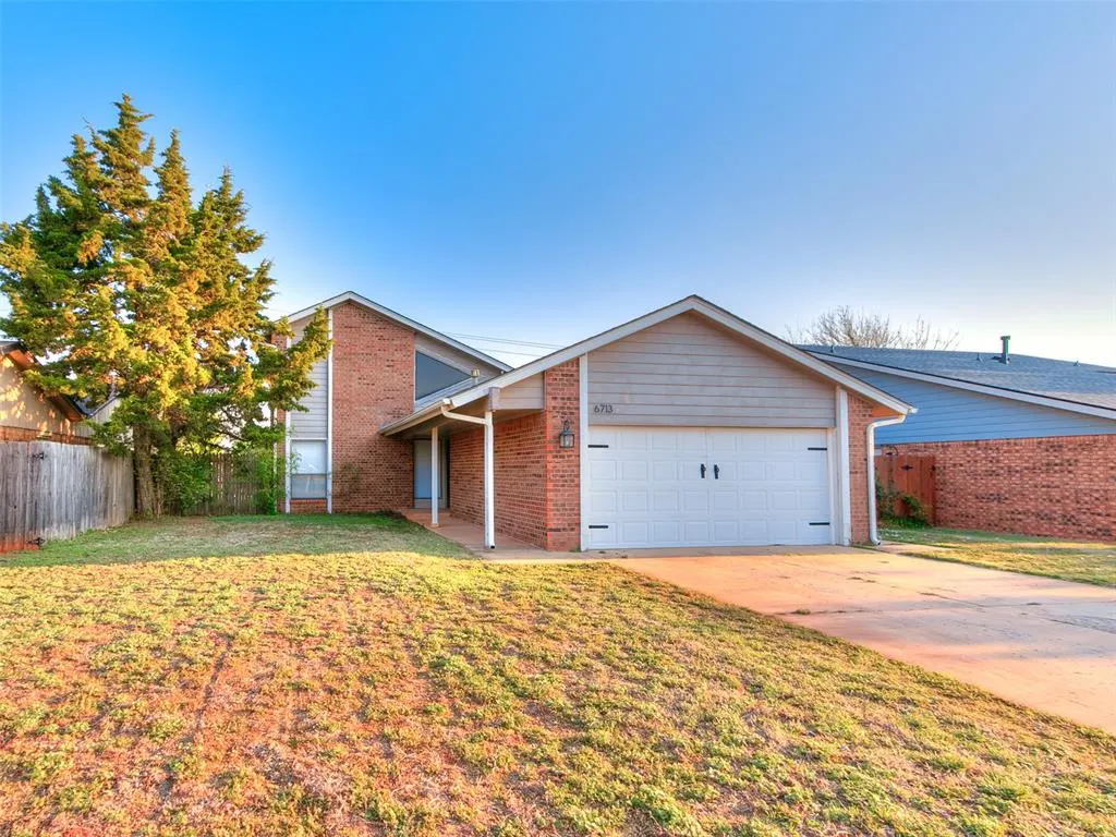 Photo 2 — 6713 Bayberry Drive, Oklahoma City, OK 73162