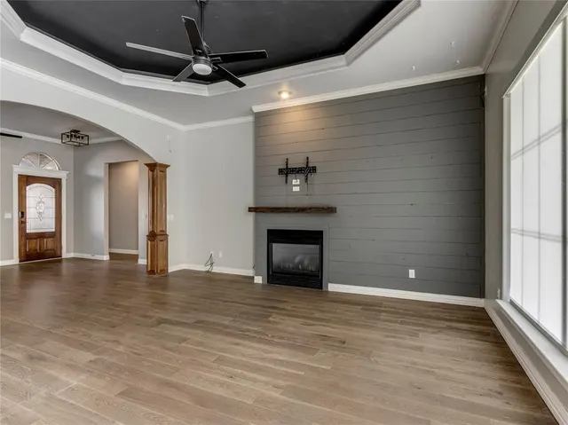 Photo 6 — 402 Windsor Road, Midwest City, OK 73130