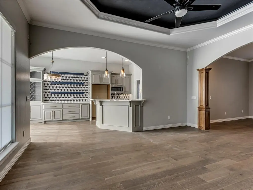 Photo 7 — 402 Windsor Road, Midwest City, OK 73130