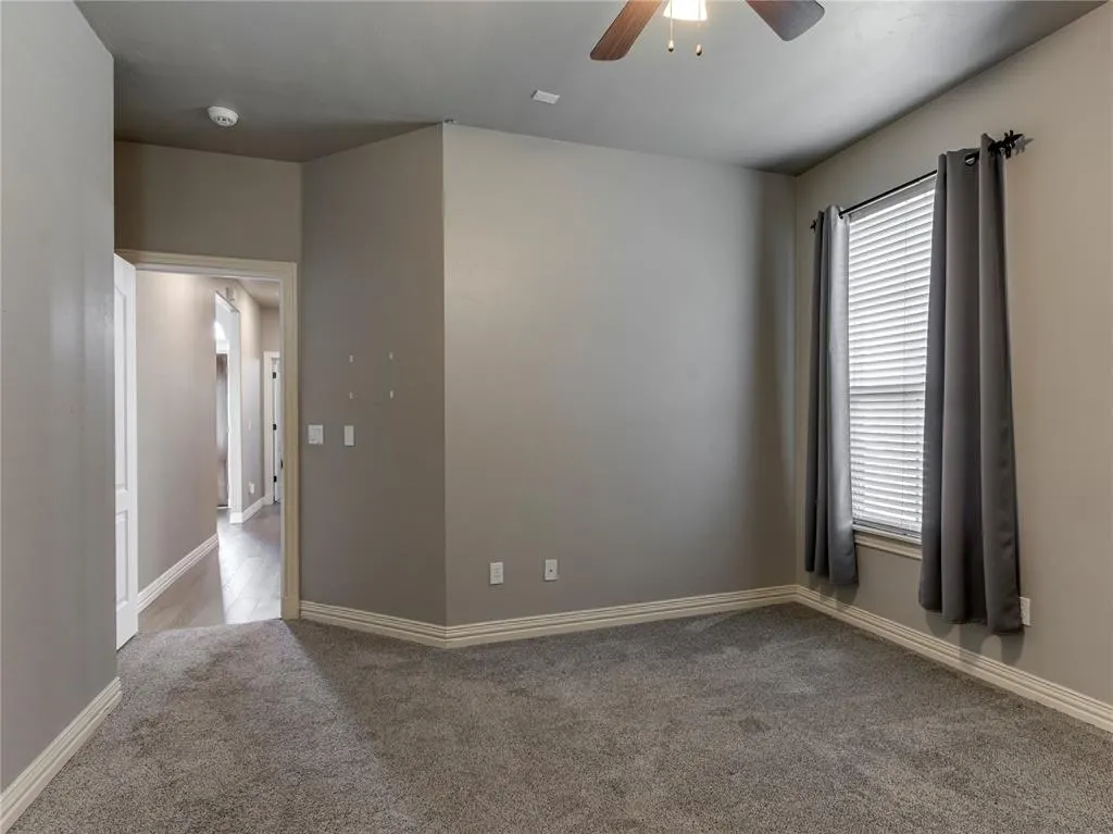 Photo 24 — 402 Windsor Road, Midwest City, OK 73130