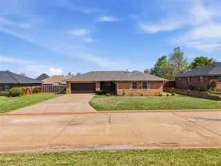 Sold home at 604 Hoehner Avenue