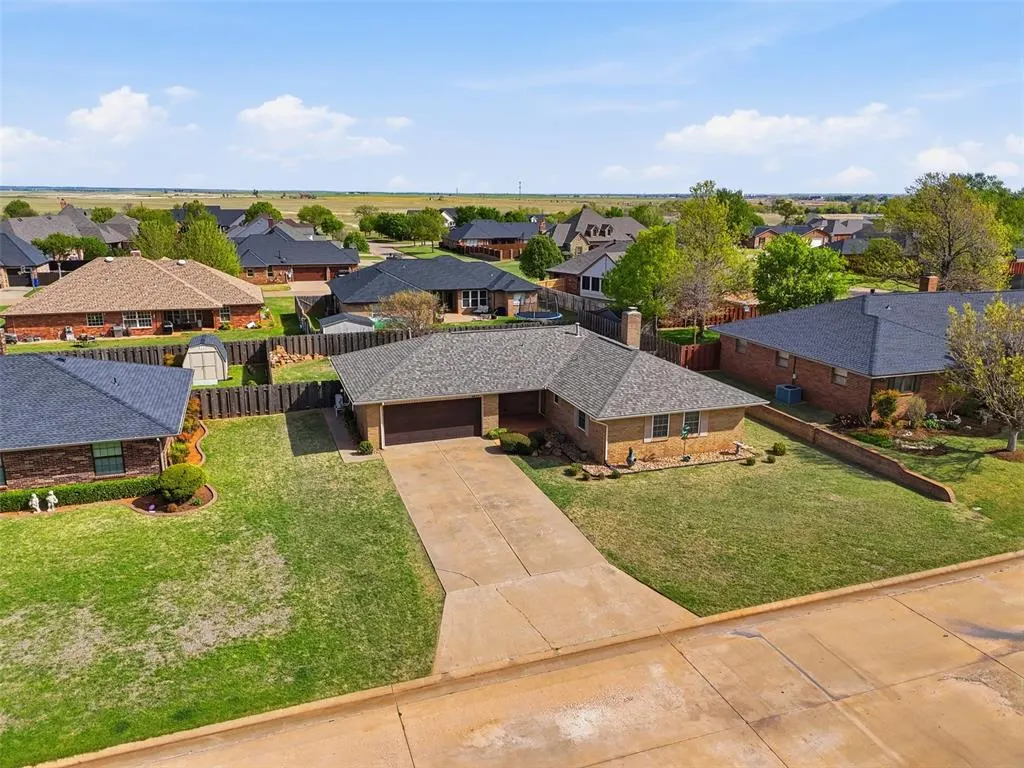 Photo 6 — 604 Hoehner Avenue, Okarche, OK 73762