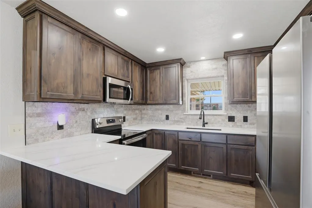 Photo 16 — 604 Hoehner Avenue, Okarche, OK 73762