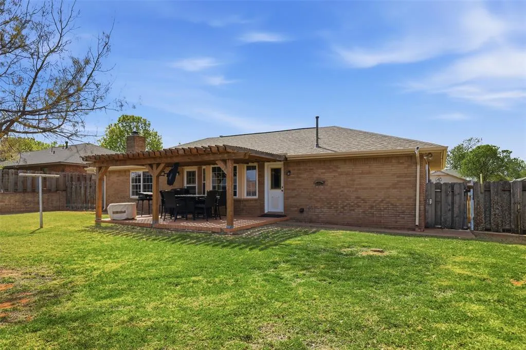 Photo 37 — 604 Hoehner Avenue, Okarche, OK 73762