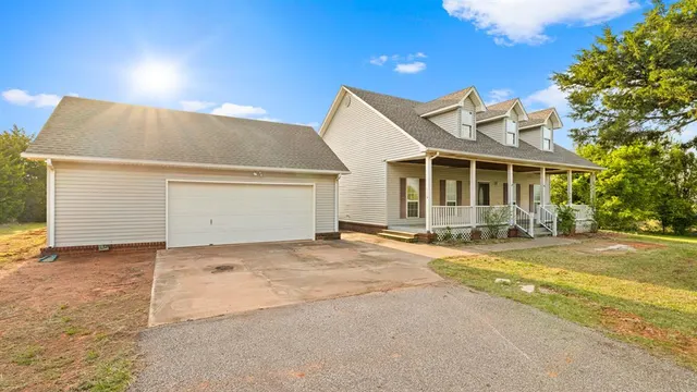 Photo 3 — 12300 S Mustang Road, Mustang, OK 73064