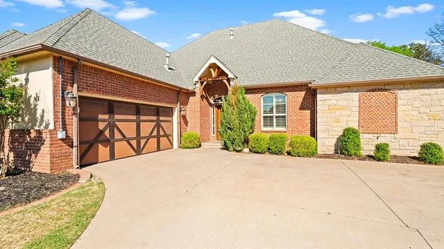 Photo 4 — 12300 Maiden Lane, Oklahoma City, OK 73142