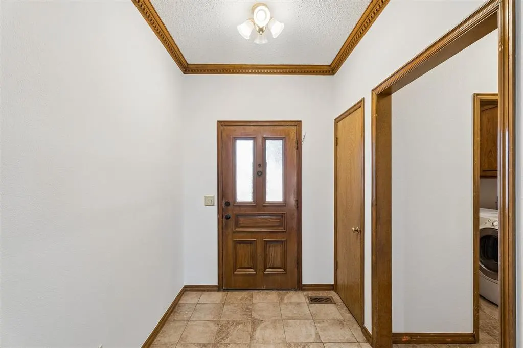 Photo 3 — 5532 S Ventura Drive, Oklahoma City, OK 73135