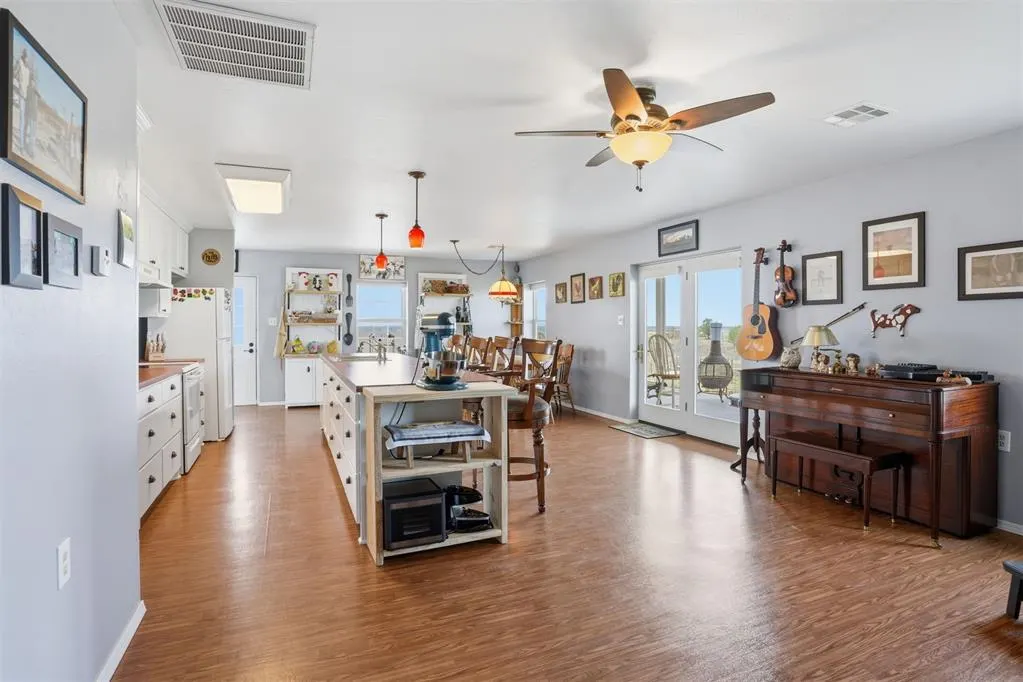 Photo 13 — 11763 N 1820 Road, Sayre, OK 73662