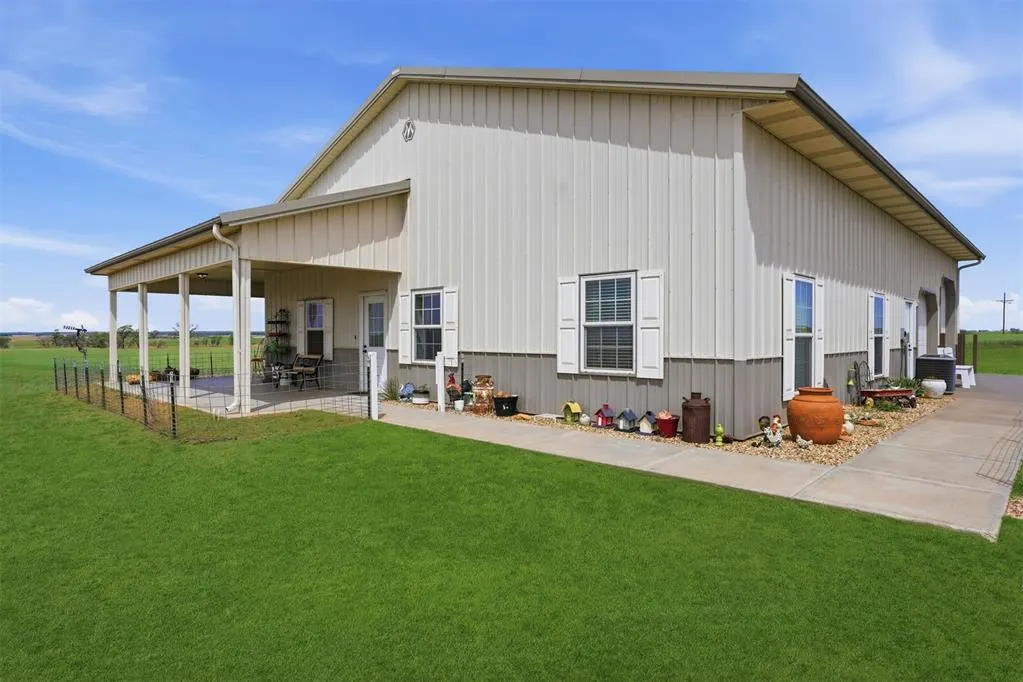 Photo 33 — 11763 N 1820 Road, Sayre, OK 73662