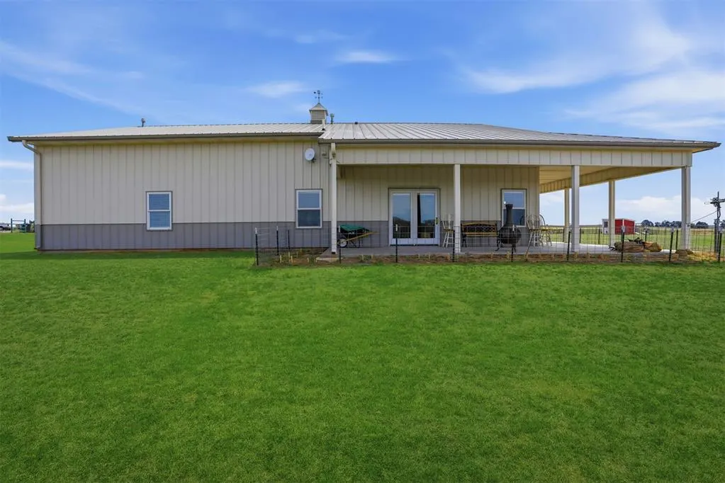 Photo 34 — 11763 N 1820 Road, Sayre, OK 73662
