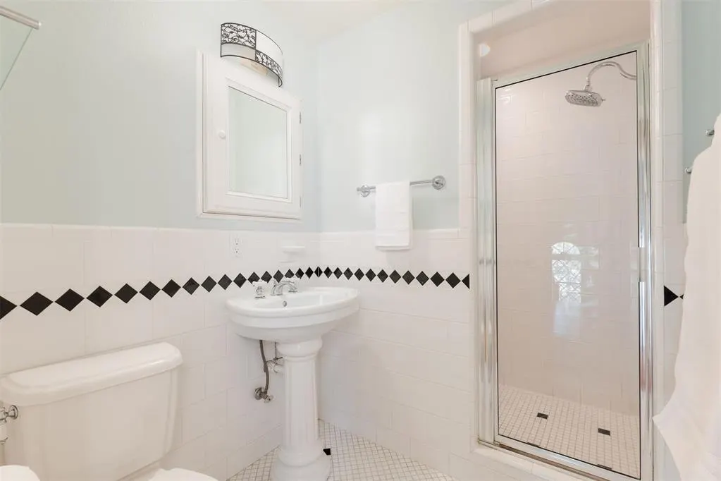 Photo 37 — 3740 NW 44 Street, Oklahoma City, OK 73112