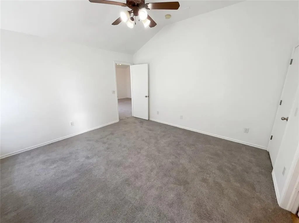 Photo 15 — 504 Woodbriar, Noble, OK 73068