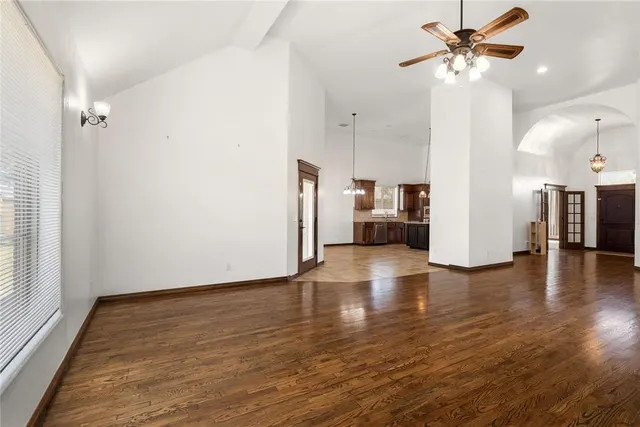 Photo 8 — 13617 Keswick Lane, Yukon, OK 73099