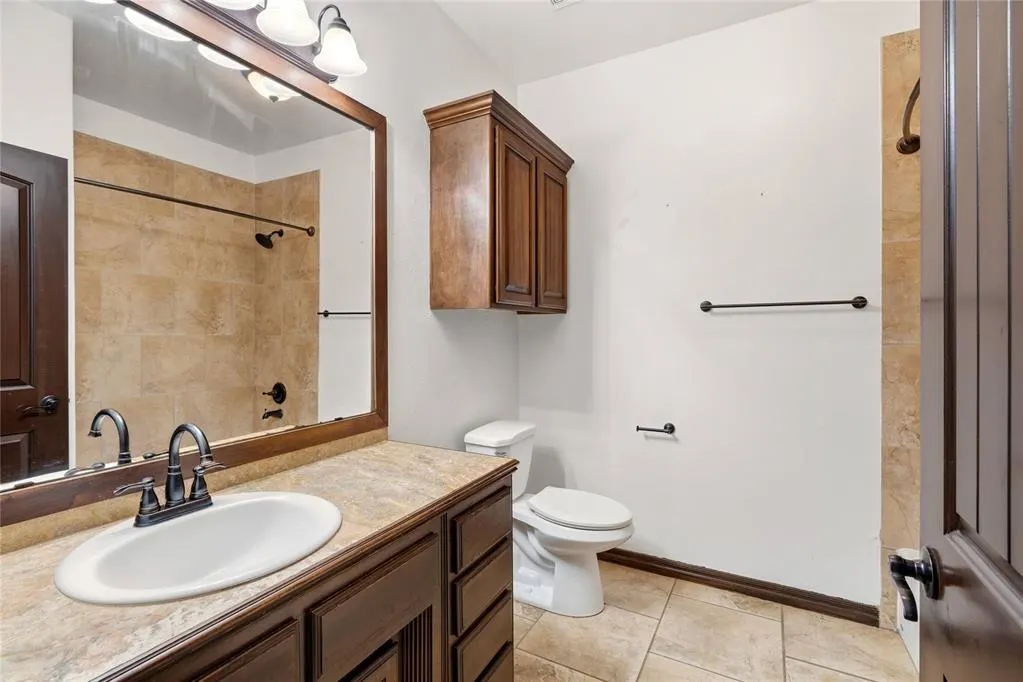 Photo 21 — 13617 Keswick Lane, Yukon, OK 73099