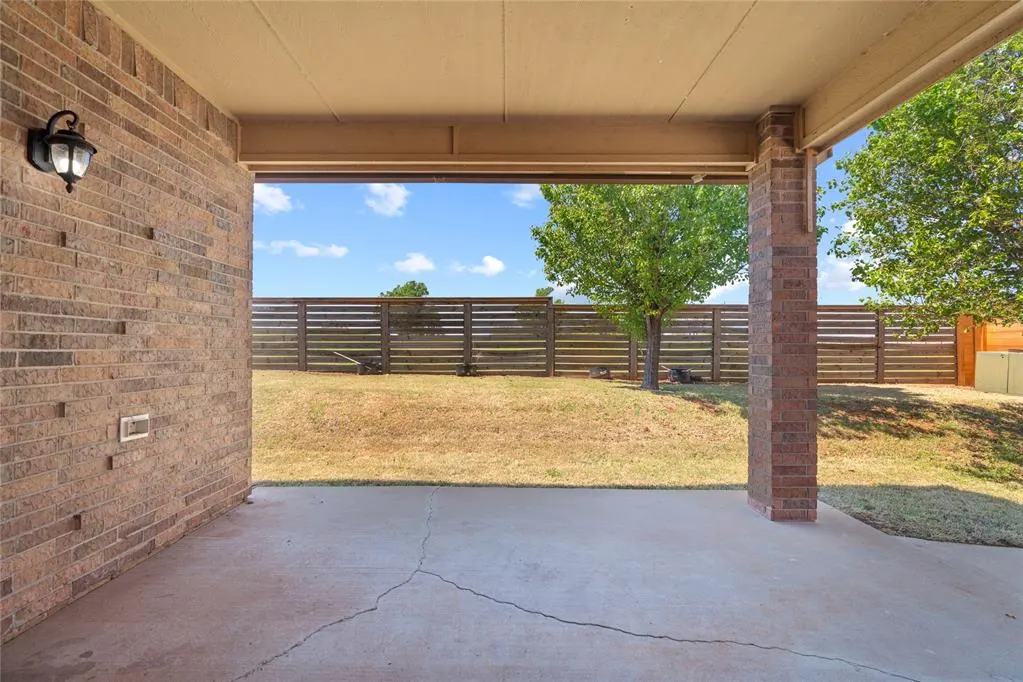 Photo 25 — 13617 Keswick Lane, Yukon, OK 73099