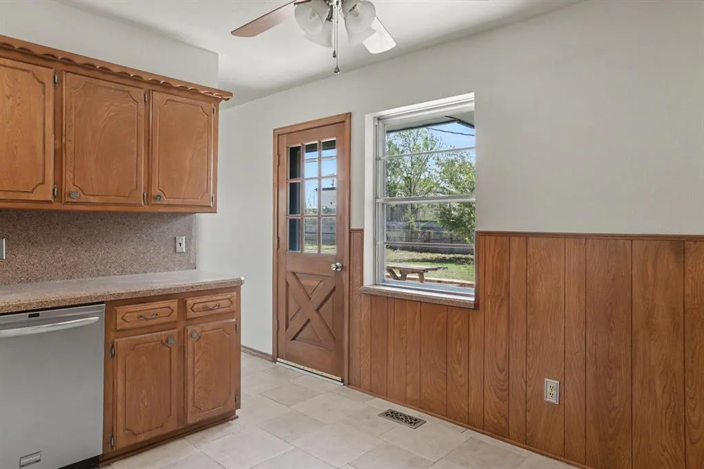 Photo 17 — 122 N Montebella Terrace, Mustang, OK 73064