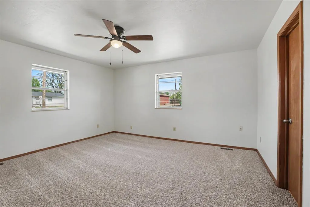 Photo 25 — 122 N Montebella Terrace, Mustang, OK 73064