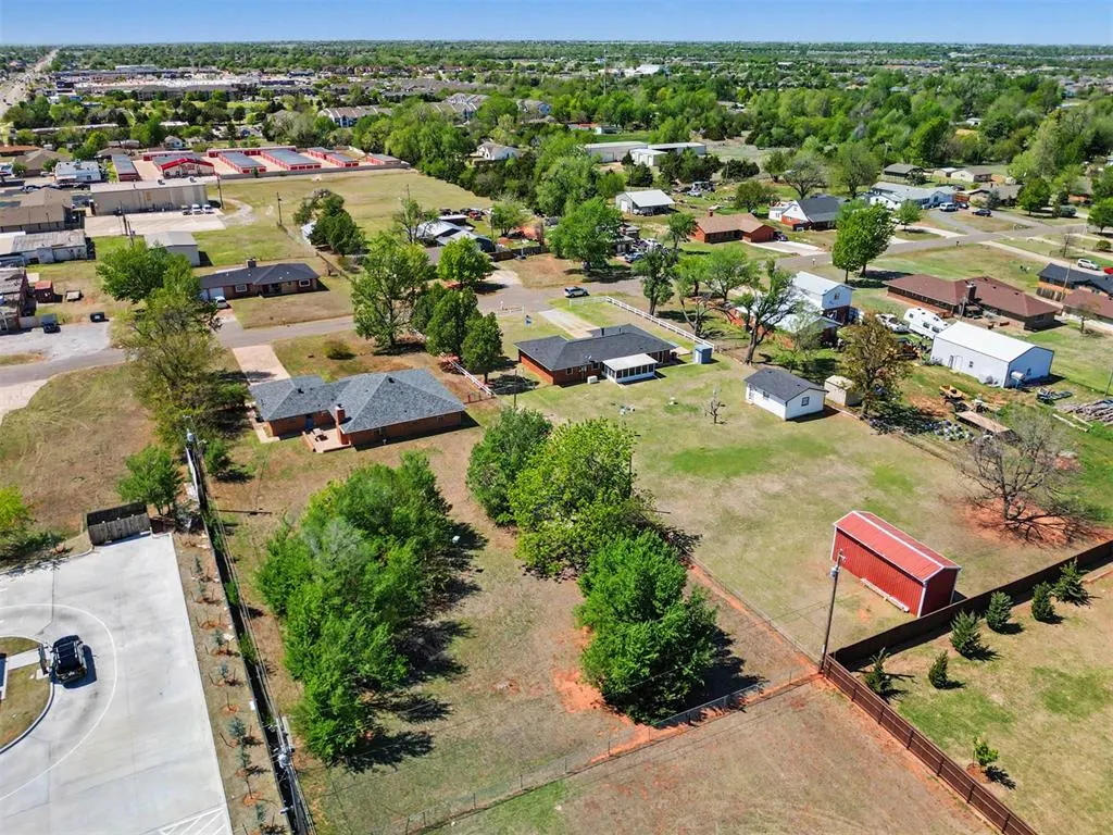 Photo 41 — 122 N Montebella Terrace, Mustang, OK 73064