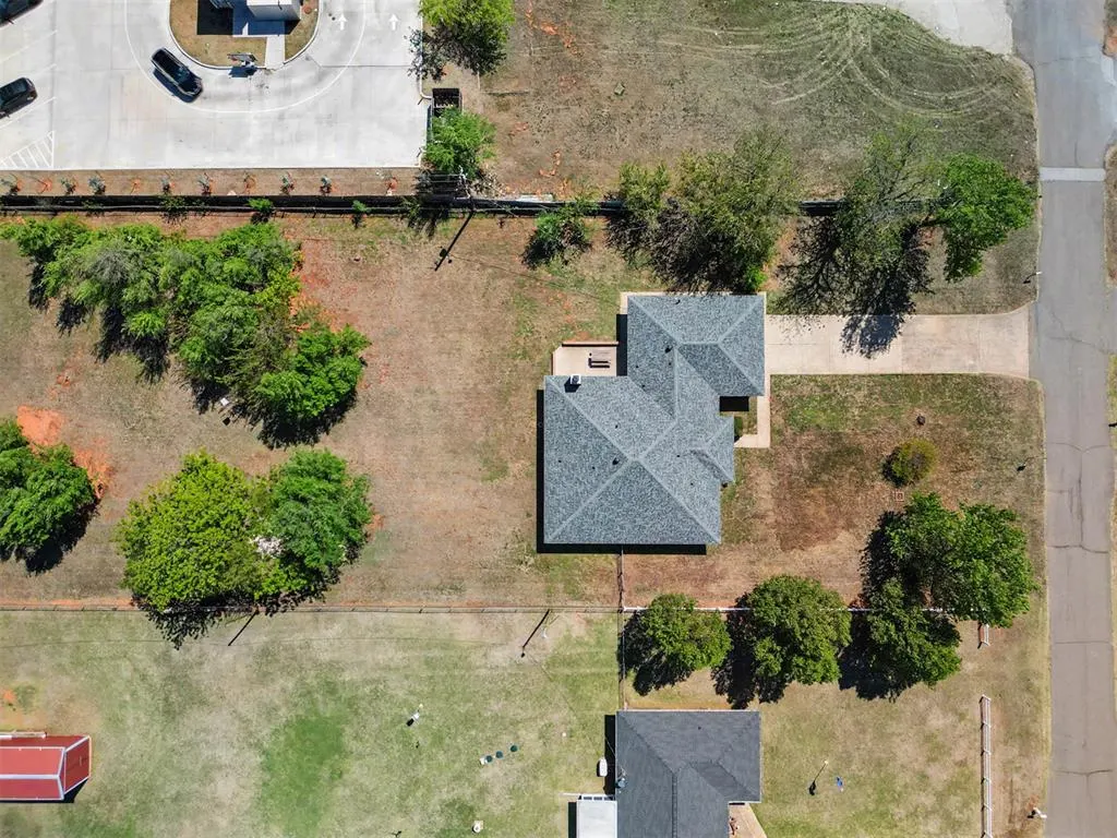 Photo 43 — 122 N Montebella Terrace, Mustang, OK 73064