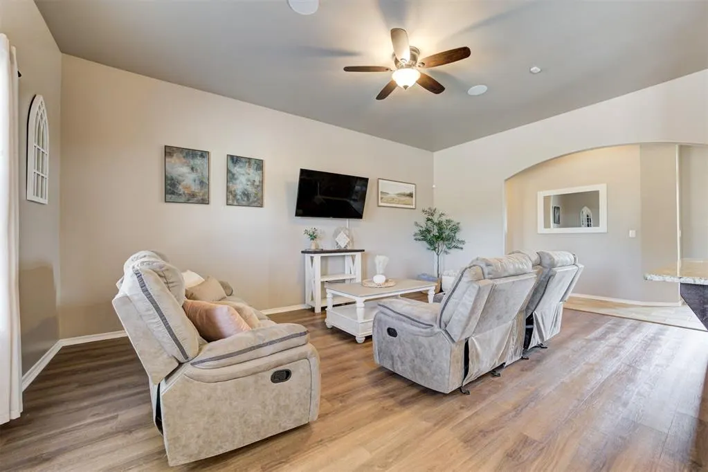 Photo 7 — 5772 Hillside Drive, Guthrie, OK 73044