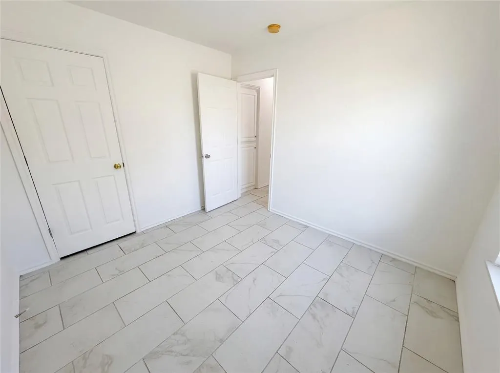 Photo 4 — 12917 Meadows Drive, Oklahoma City, OK 73120