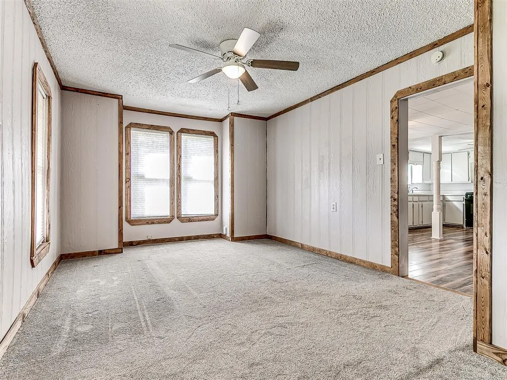 Photo 10 — 521 S Mahoney Street, Sparks, OK 74869