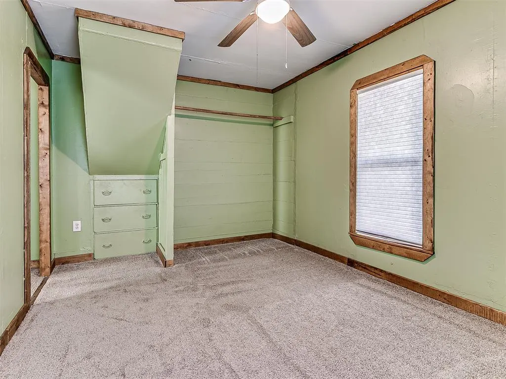Photo 21 — 521 S Mahoney Street, Sparks, OK 74869