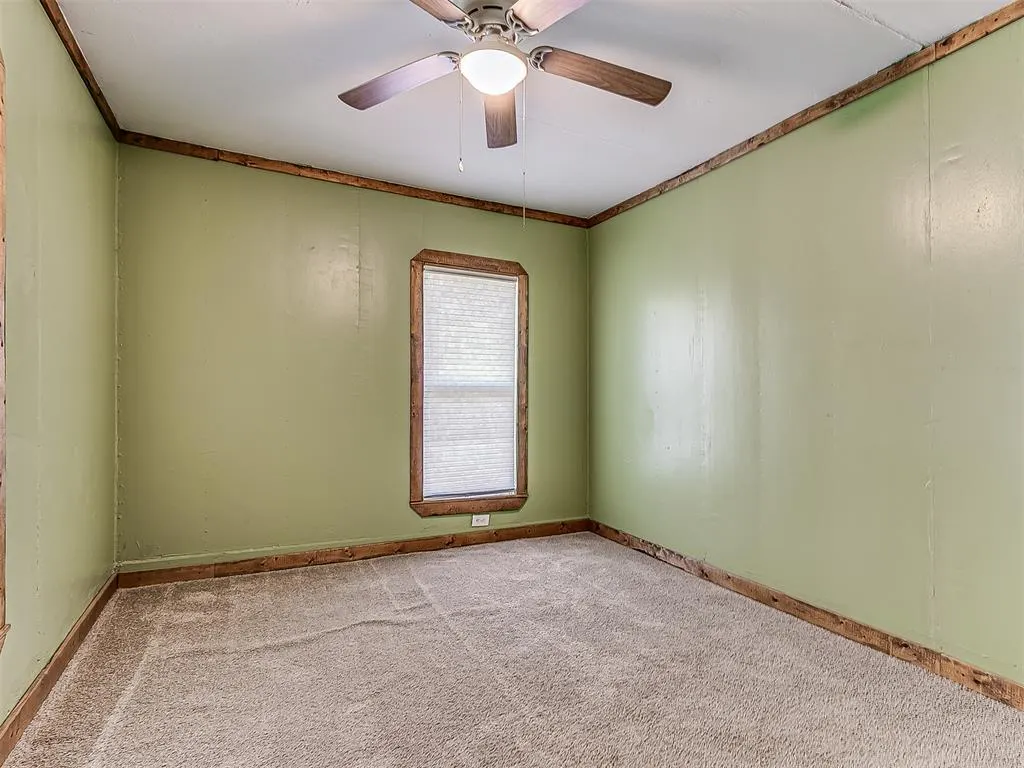 Photo 22 — 521 S Mahoney Street, Sparks, OK 74869