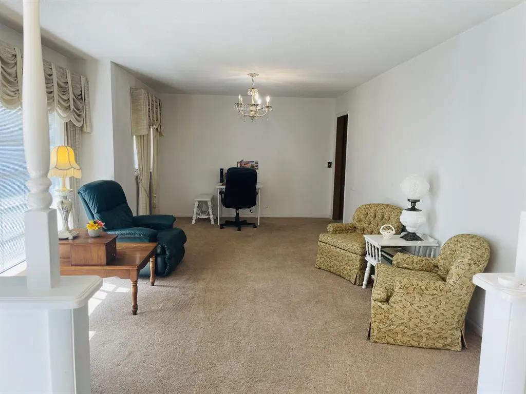 Photo 5 — 1000 N Byers Avenue, Mangum, OK 73554